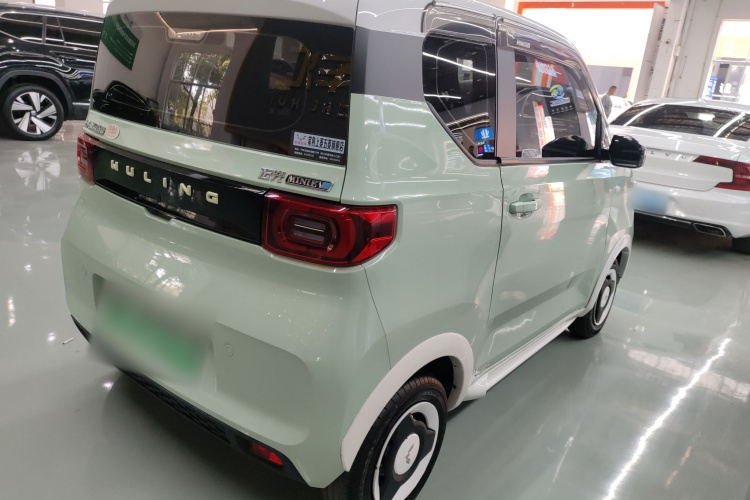 五菱汽车 宏光MINIEV 2021款 马卡龙臻享款 磷酸铁锂车身外观7