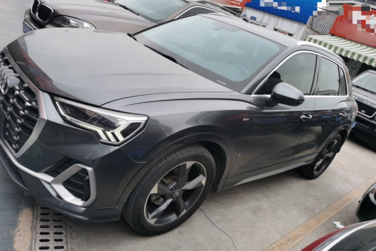 奥迪Q3 2019款 35 TFSI 时尚动感型车身外观4