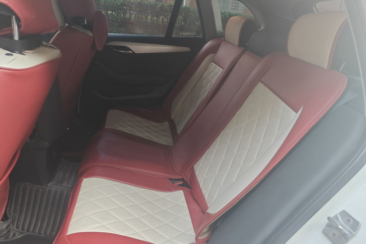 宝马X1 2014款 sDrive18i 领先型中控内饰7004