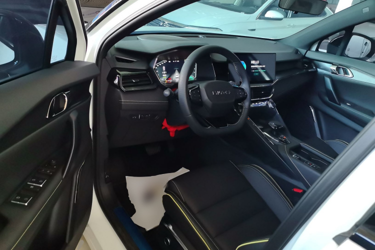 领克06 2023款 Remix 1.5T 劲Halo中控内饰20