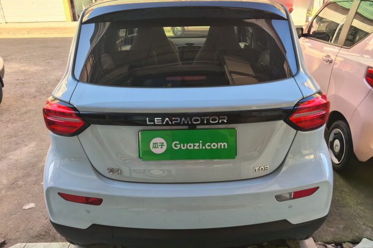 零跑汽车 零跑T03 2024款 310舒享版车身外观6