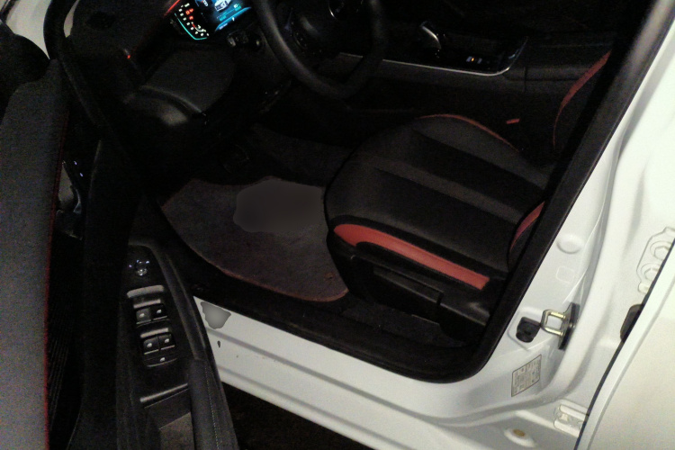 东风风神 奕炫MAX 2023款 1.5T 超能型爸版中控内饰7003