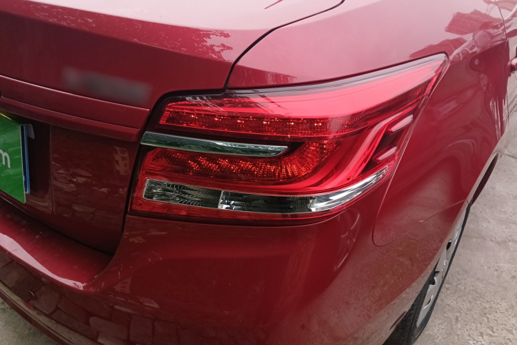 丰田 威驰 2019款 1.5L CVT创行版车身外观9