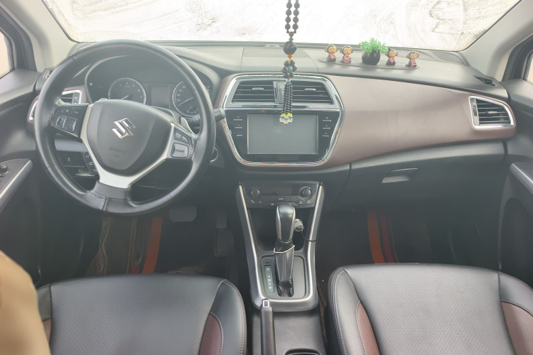 铃木 骁途 2017款 1.6L CVT两驱都市进取型中控内饰12