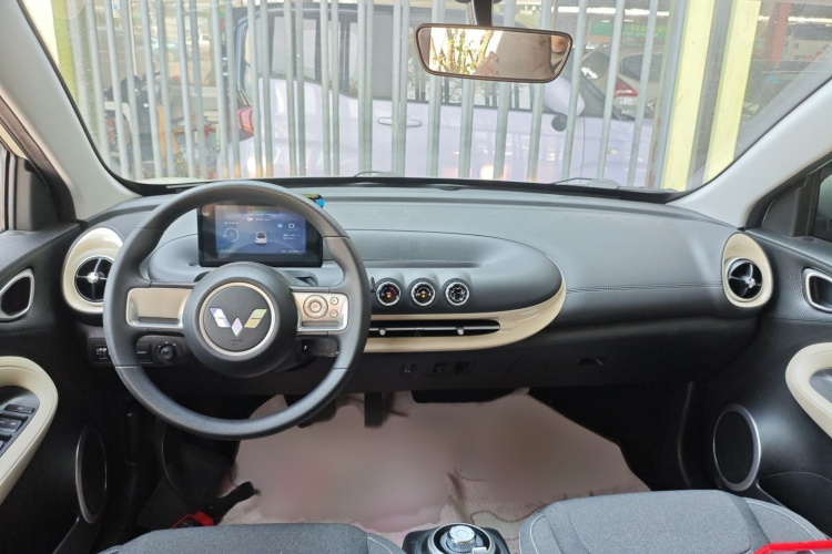 五菱汽车 五菱缤果 2023款 203km 轻享款中控内饰7001