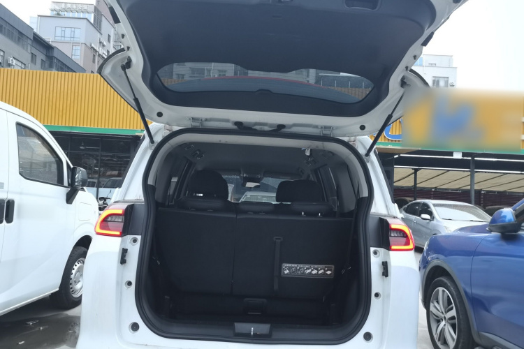 广汽传祺 传祺M6 2023款 PRO 270T DCT精英版局部细节23