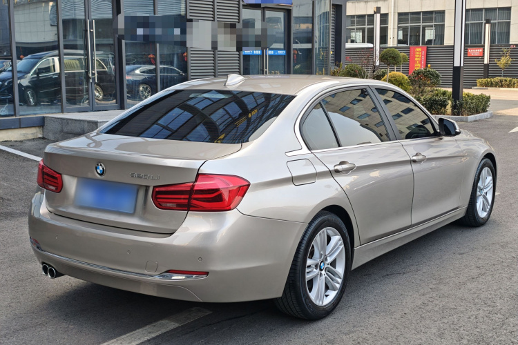 宝马3系 2017款 320Li 时尚型车身外观6012