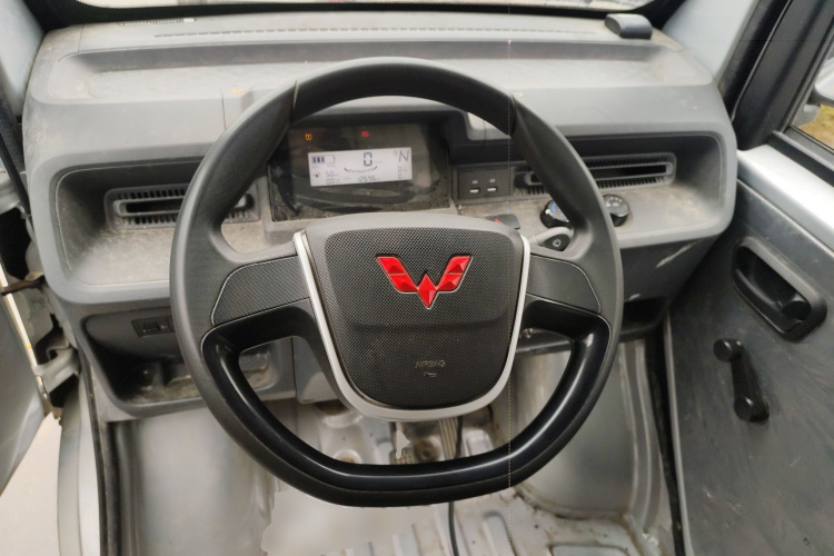 五菱汽车 五菱E10 2023款 舒适型中控内饰13