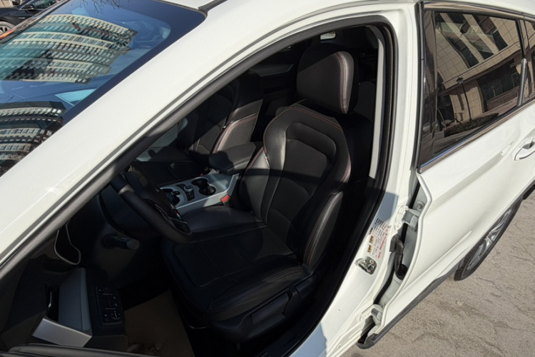 SWM斯威汽车 SWM斯威G01 2019款 1.5T 自动优UP 国VI中控内饰7003