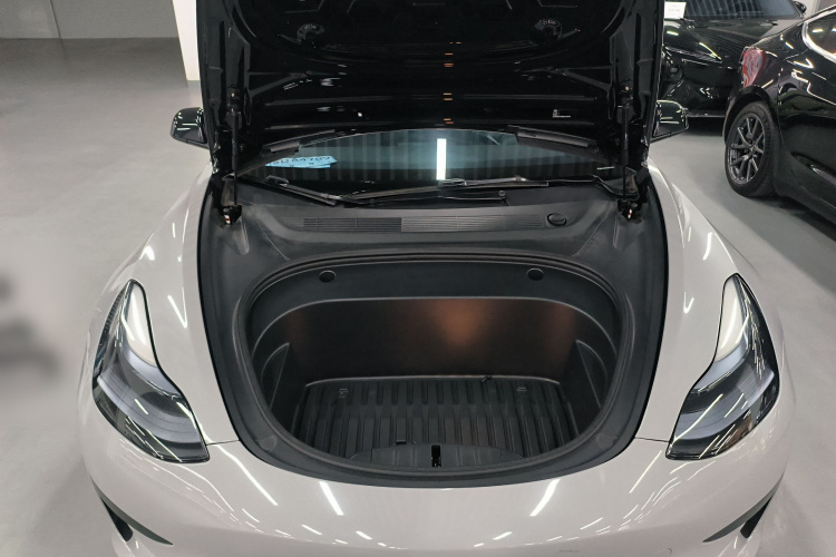 特斯拉 Model 3 2022款 后轮驱动版局部细节24
