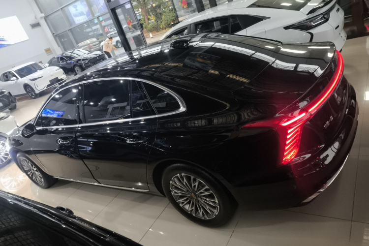 红旗H5 2024款 1.5T DCT智联旗韵版车身外观4