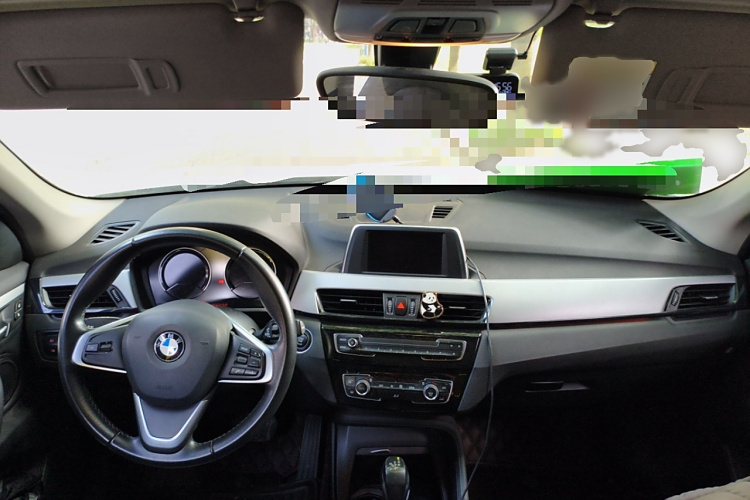 宝马X1 2019款 sDrive18Li 时尚型中控内饰7002