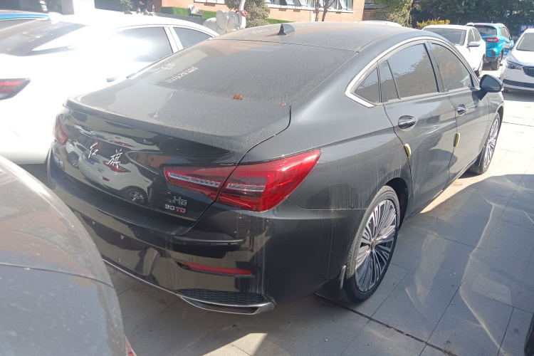 红旗H5 2022款 经典款 改款 1.5T DCT旗韵版车身外观7