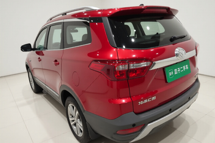 北汽幻速S3 2016款 S3L 1.5L 手动尊享型车身外观5