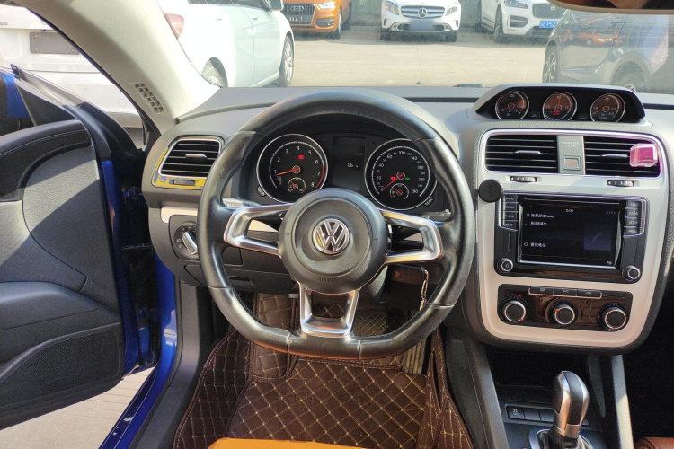 大众 尚酷 2015款 1.4TSI 风尚版中控内饰13