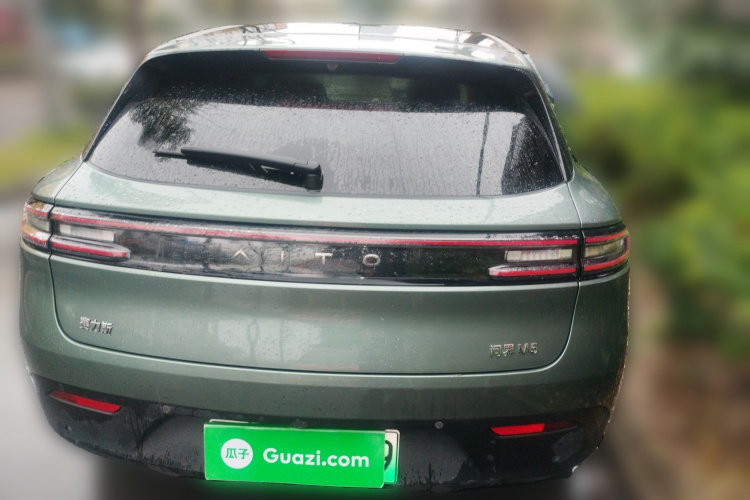 鸿蒙智行 问界M5 2023款 增程四驱智驾版车身外观6004