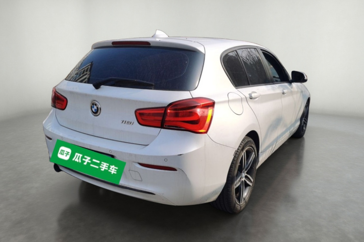 宝马1系(进口) 2018款 118i 运动设计套装车身外观7