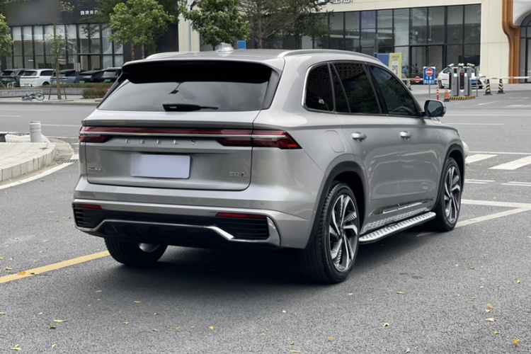 吉利汽车 星越L 2021款 2.0TD DCT EVO两驱智尊型车身外观6006