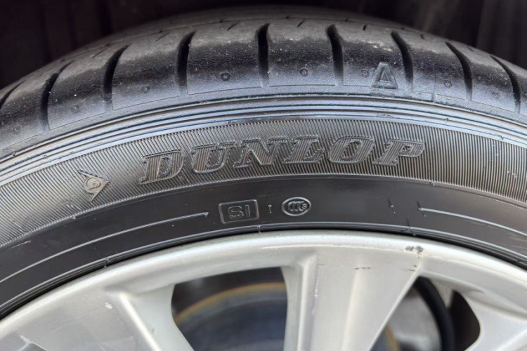 雷克萨斯IS 2015款 200t F SPORT中控内饰7004