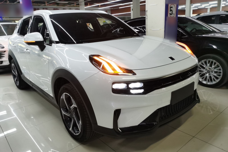 领克06 2023款 Remix 1.5T 劲Pro车身外观3