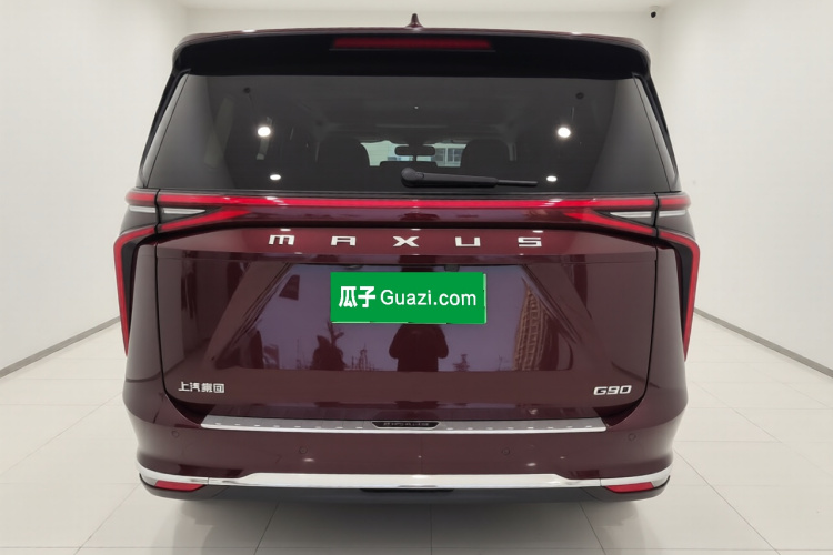 上汽大通MAXUS 大通G90 2022款 2.0T 星河七座版车身外观6
