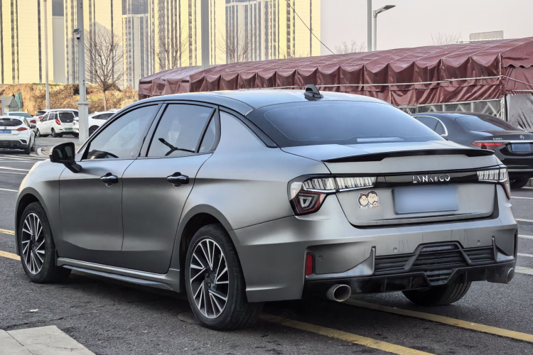 领克03 2021款 2.0TD 自动劲Plus车身外观6008