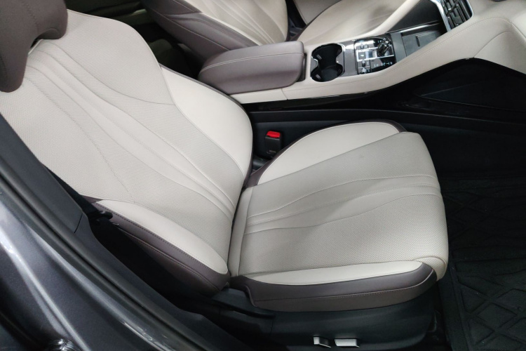 比亚迪 宋PLUS新能源 2025款 EV 520km 尊贵型局部细节41