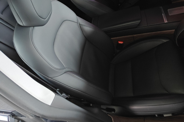 特斯拉 Model 3 2023款 后轮驱动版局部细节41