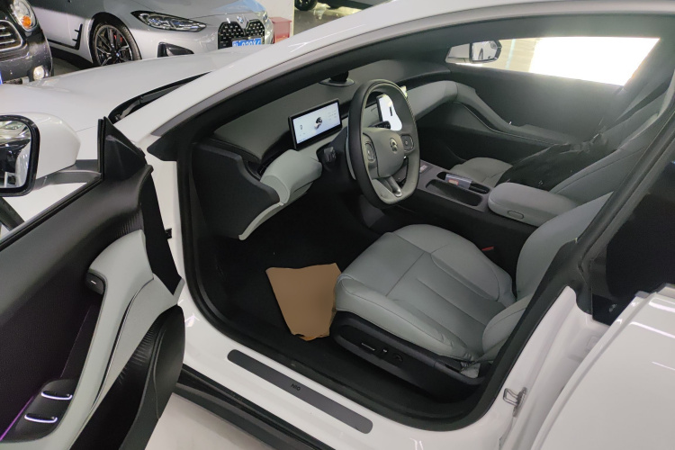 蔚来ET5 2022款 75kWh中控内饰7003