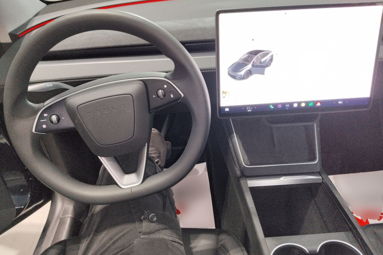 特斯拉 Model Y 2025款 后轮驱动 首发版中控内饰12