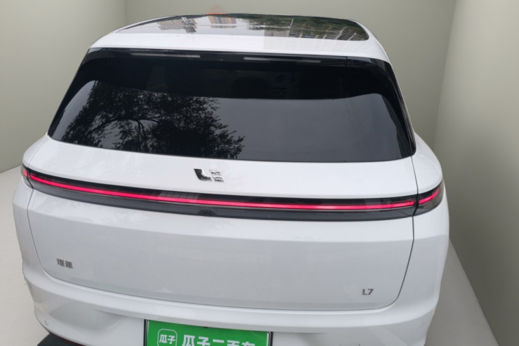 理想汽车 理想L7 2023款 Air车身外观6