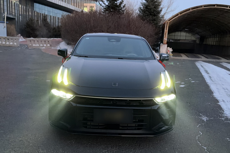 领克03 2025款 1.5TD DCT冠军版Pro车身外观6001