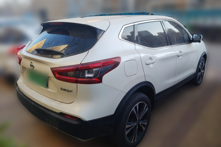 日产 逍客 2021款 2.0L CVT豪华版车身外观7