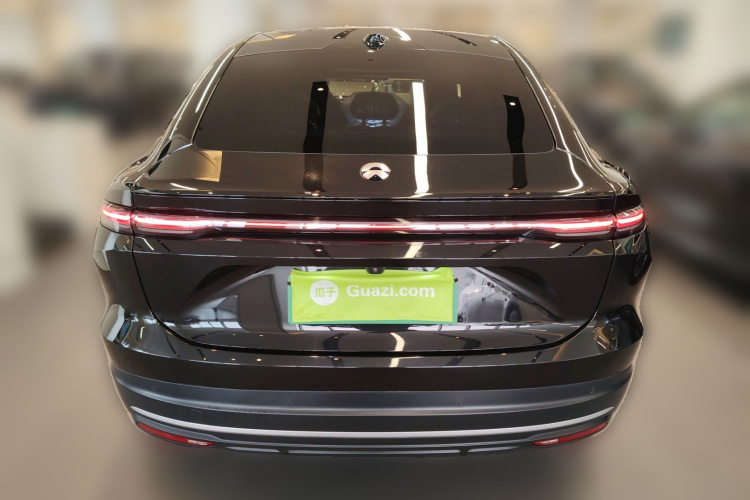 蔚来EC6 2023款 75kWh车身外观6