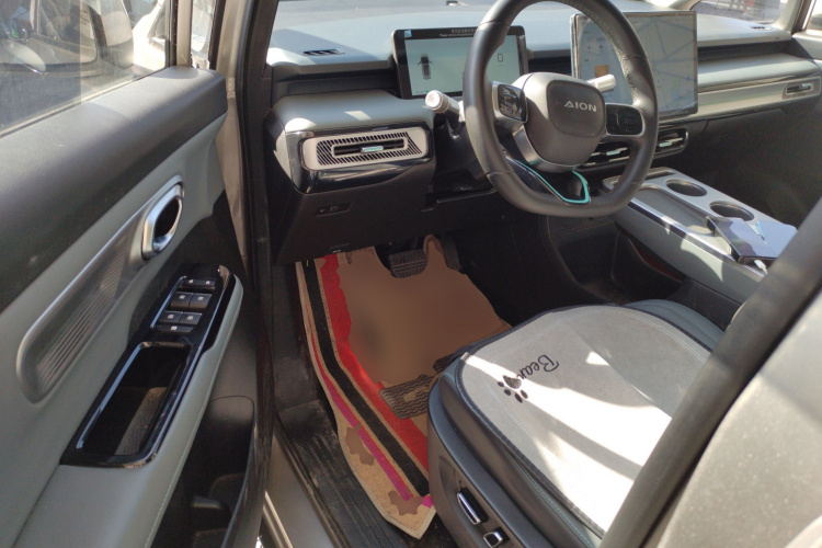 埃安 AION Y 2023款 Plus 610 智领版 三元锂中控内饰20