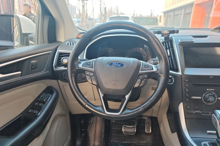 福特 锐界 2017款 EcoBoost 245 四驱旗舰型 7座中控内饰13