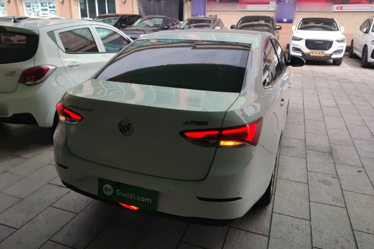 别克 英朗 2021款 改款 典范 1.5L 自动精英型车身外观6006