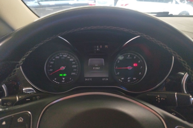 奔驰V级 2018款 V 260 L 尊贵加长版 国VI局部细节14