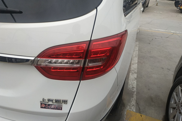 别克GL8 2018款 28T 豪华型 国VI车身外观6001