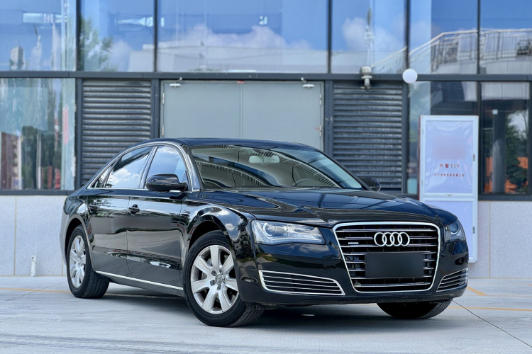 奥迪A8 2013款 A8L 45 TFSI quattro舒适型车身外观6004