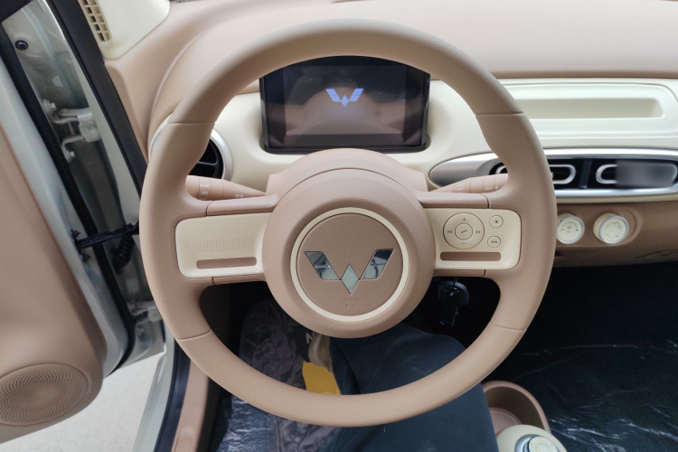 五菱汽车 宏光MINIEV 2025款 四门版 进阶款中控内饰13