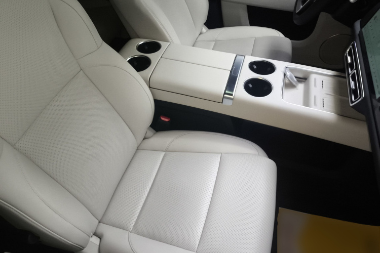 理想汽车 理想L9 2024款 Ultra局部细节41