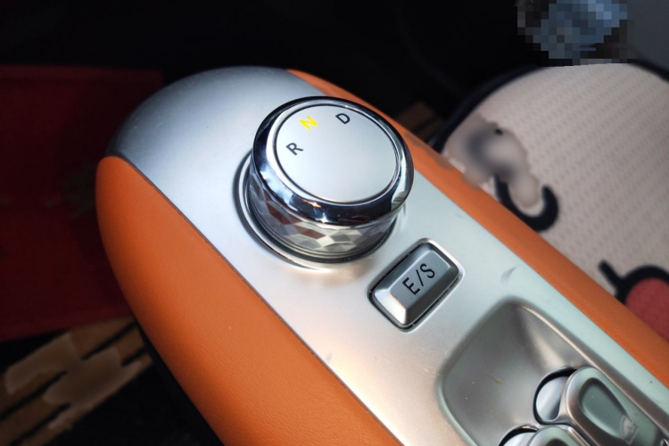 长安启源 长安Lumin 2024款 301km 橙风版局部细节18