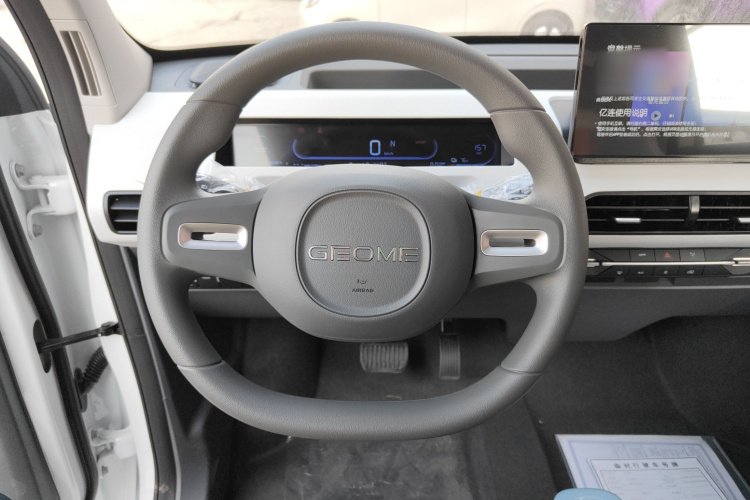 吉利银河 2024款 熊猫mini 200km 耐力熊局部细节13