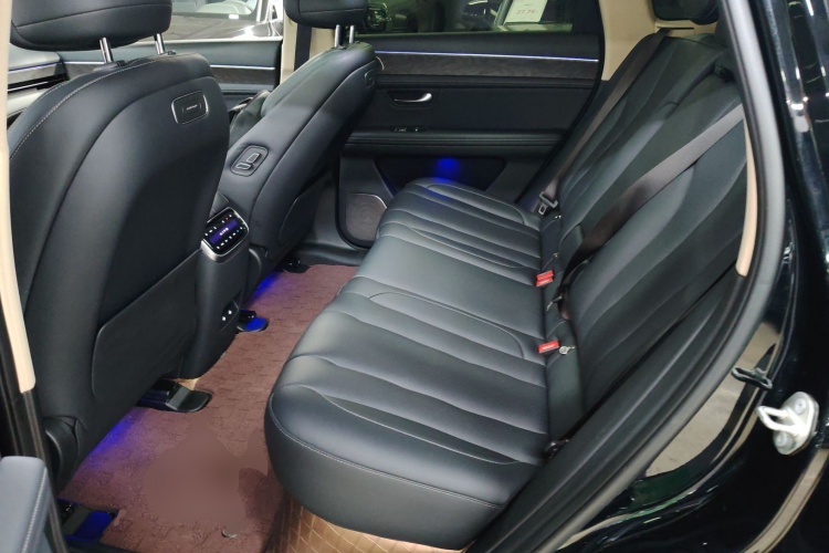 鸿蒙智行 问界M7 2024款 1.5T 后驱Plus版 5座中控内饰21