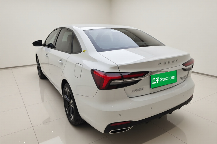 荣威i6 MAX 2020款 300TGI 自动爽酷版车身外观5