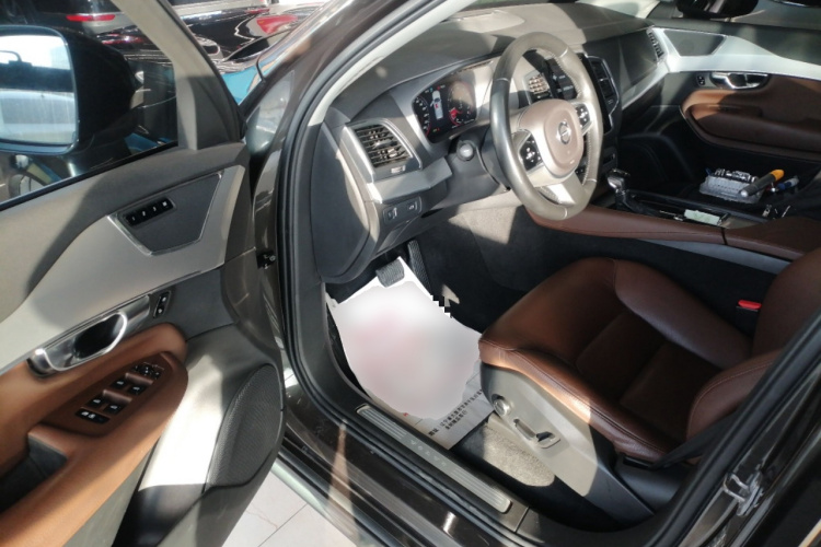 沃尔沃XC90 2019款 T5 智逸版 5座 国VI中控内饰20