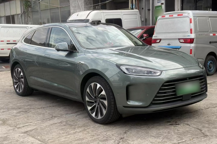 鸿蒙智行 问界M5 2023款 增程四驱智驾版车身外观6004