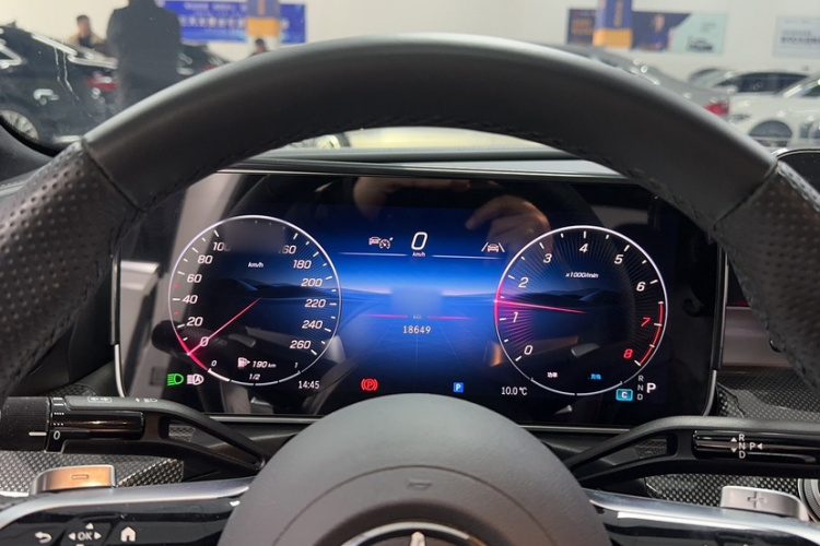 奔驰C级 2025款 C 260 L 运动版局部细节14