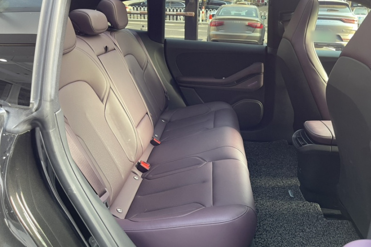 蔚来ET5T 2024款 75kWh Touring中控内饰7005